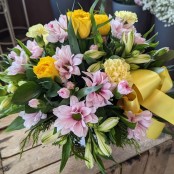 Petite Pot Arrangement